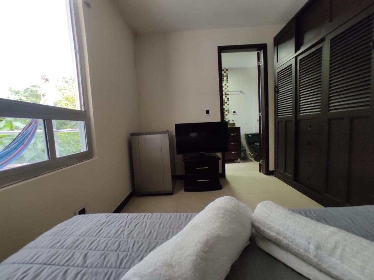 Habitacion Privada En Finca Turistica Hualcala La Mesa  Bagian luar foto